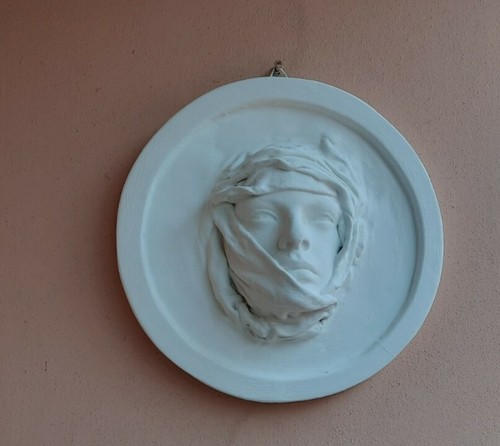 Bassorilievo gesso volto - in, gesso-