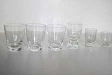 set di 6 bicchierini vari in vetro e cristallo inciso, piccoli bicchieri diversi