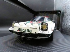 Headliner Unexhibited 1 18