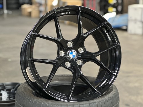 Nuovo 18x8 18x9 blackout - nuovo, 18x9.5j