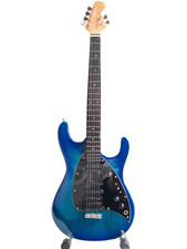 Guitare miniature Music Man De Steve Morse de Deep urple