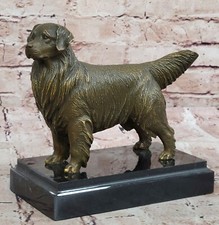 Scultura Di Cane Golden