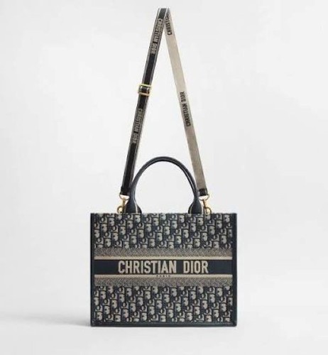Christian dior medium book - medium,