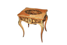 Toilette francese stile Luigi