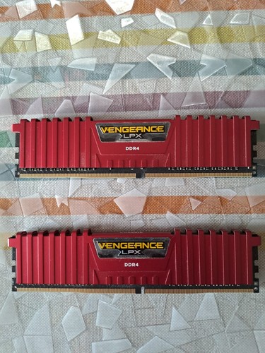 Corsair vengeance lpx - corsair,