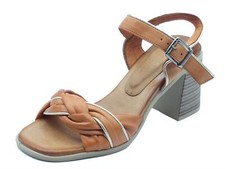 Carmela 160791 S. Piel Camel