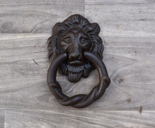 Maniglia battente per porta