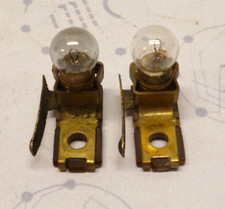 2 luci di illuminazione con