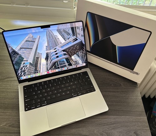 Apple macbook pro pollici - 14,