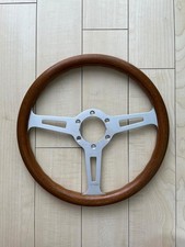 Volante in legno MOMO