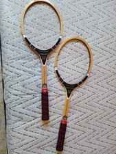 2 MERAVIGLIOSE RACCHETTE DA TENNIS VINTAGE IN LEGNO :  '  DALL MONT  '  !