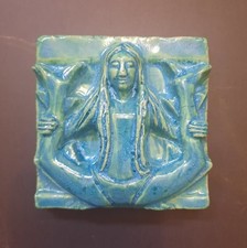 Piastrella Ceramica Bassorilievo Sirena Bicaudata Melusina 10x10cm