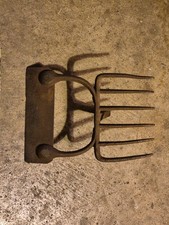 antico rastrello zappa manuale