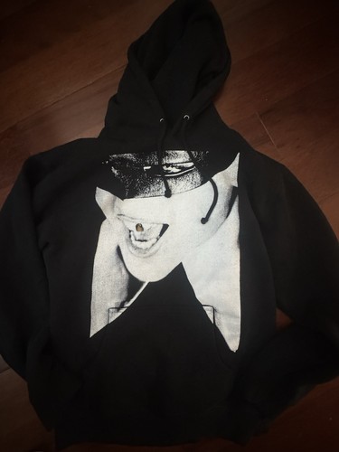 Felpa con cappuccio madonna - con,
