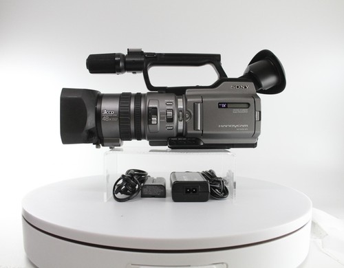 Sony ntsc 3ccd - ntsc,