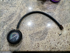 Manometro controllo pressione aria gomme AUTOVECICOLI con scala da 1 a 10 bar