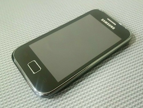 Samsung galaxy ace - plus,