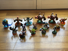 Skylanders lotto personaggi