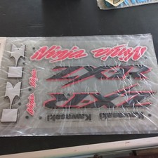 Kit Adesivi pre-spaziati