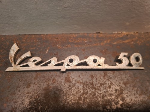 Scritta vespa originale - 50,