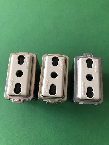 Lotto pezzi bticino magic - 3,