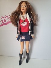 BARBIE MATTEL LONDON LONDRA UNITED COLOURS OF BENETTON FASHION FEVER J2252 2005