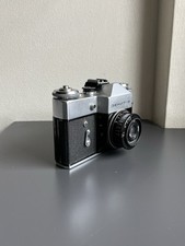 macchina fotografica zenit-E