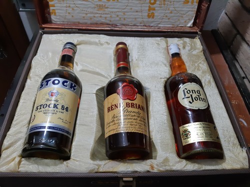 Cassetta liquori vintage stock - cassetta,