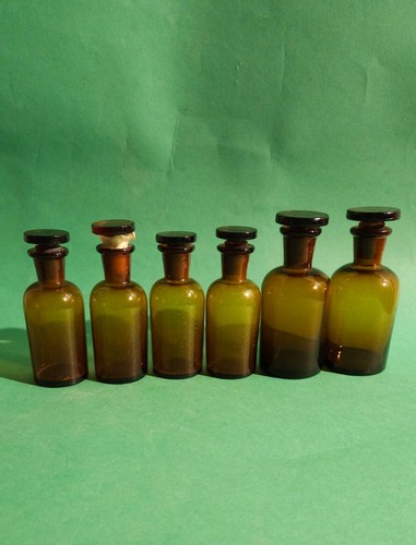 Pharmacy vase brown glass - n.6,