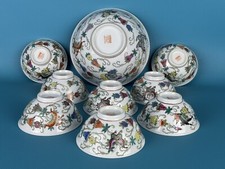 Porcellana Orientale Servizio 8 Ciotole Con Coppa Figure Policrome Cina XX Sec.