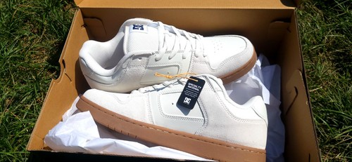 Brand new manteca 4 skate - 4,