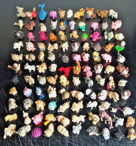Lotto 110 mini animali