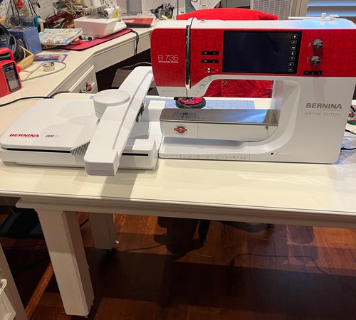 Bernina 735 red patchwork - bernina,
