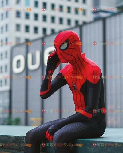 Costume spiderman lontano - spiderman,