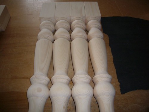Gambe tavolo legno di - in,