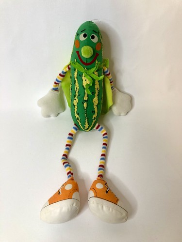Figurina peluche super pickle - super,