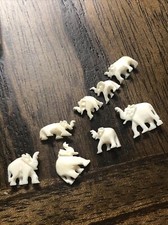 Elefanti assortiti in avorio