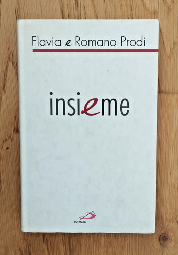 Insieme flavia romano - flavia,