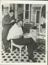 1945 Press Photo General