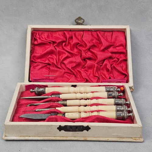 Antico necessaire set cucito - set,