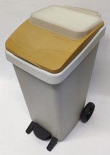 Pattumiera raccolta differenziata Giò Style pedale  rotelle contenitori separati