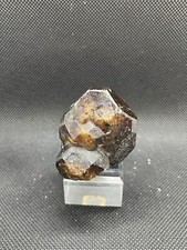 minerale di vesuviana