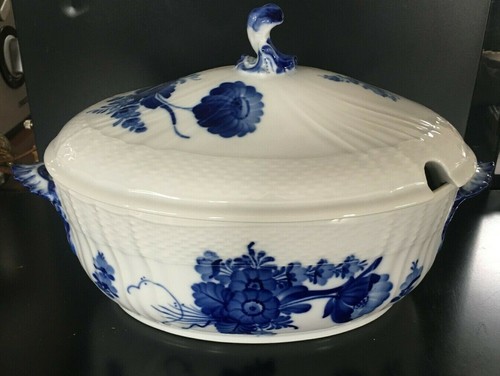 Royal copenhagen blue - royal,