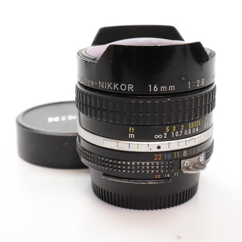 Nikon 8 ais fisheye - f/2.8,
