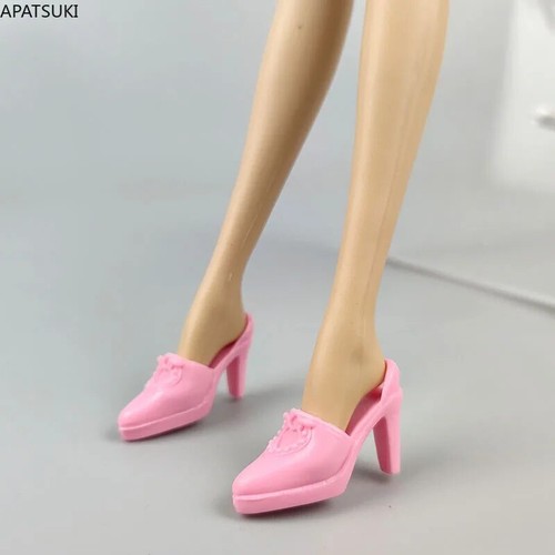 Scarpe rosa per bambola barbie - scarpe,