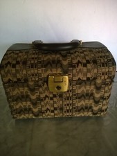 Beauty Case rigido con chiave