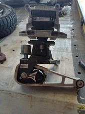 l8d2-6p096-aa ENGINE MOUNT