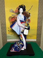 Bellissima bambola geisha