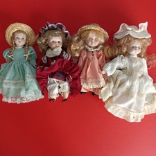 Set 4 Bambole porcellana da