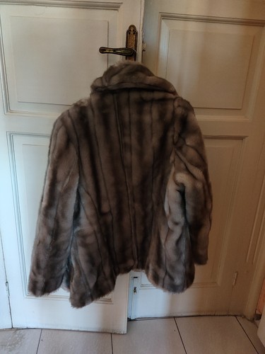 Pelliccia visone marrone - marrone, e